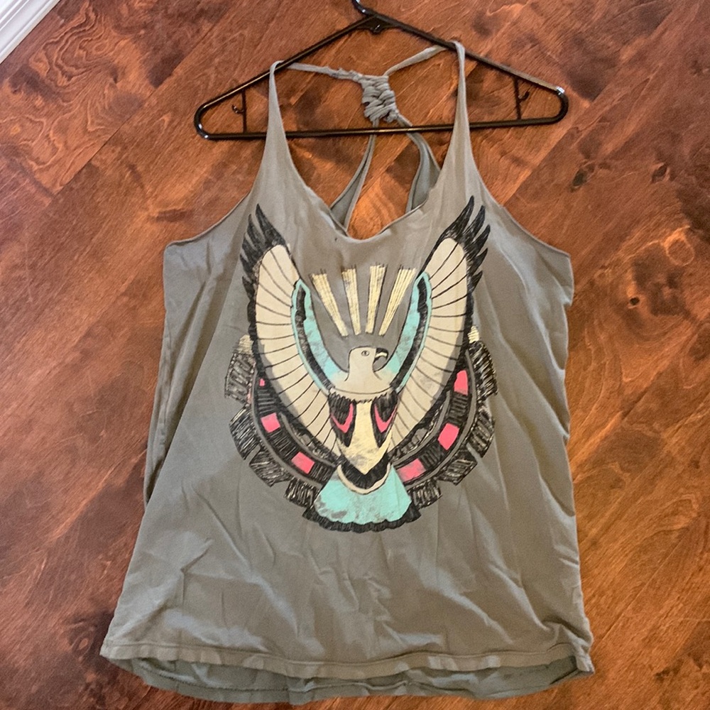 Bizarre love triangle Distressed Top eagle crest M